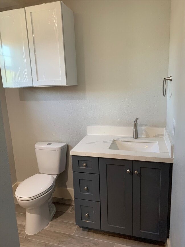 Building Photo - 1210 Avenue M