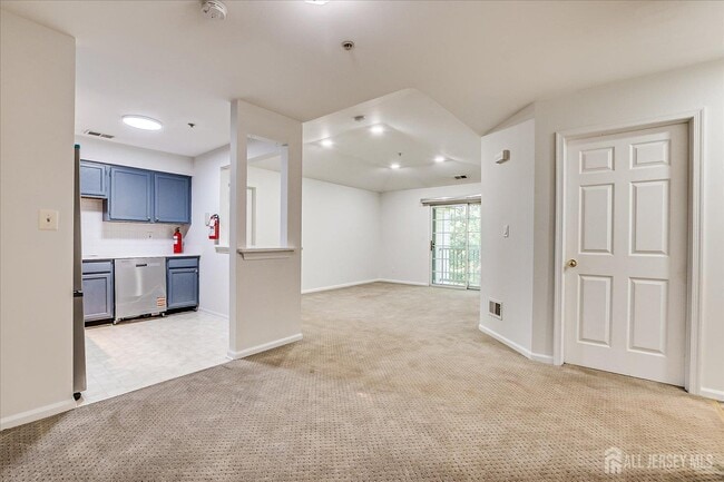 Building Photo - 936 Waterford Dr