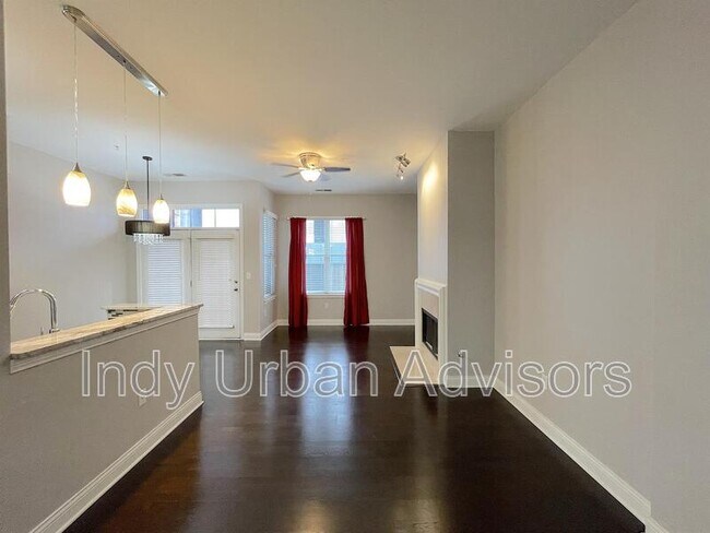 Building Photo - 355 E Ohio St