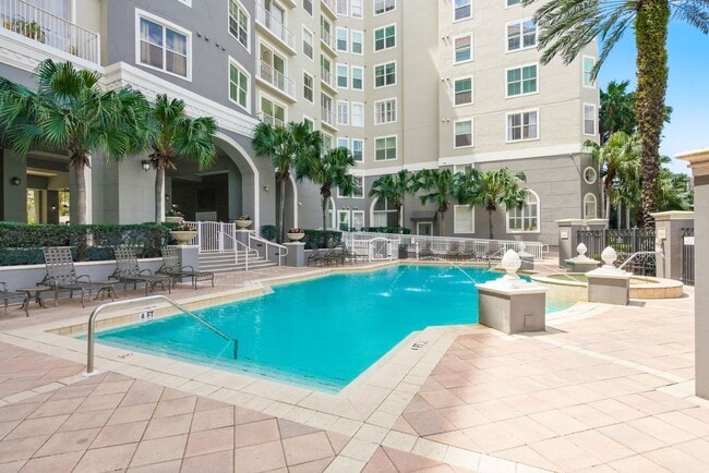 Building Photo - 700 S Harbour Island Blvd