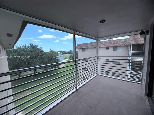 Building Photo - 2430 SW 81st Ave