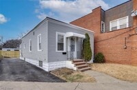 Building Photo - 4924 Pearl Rd