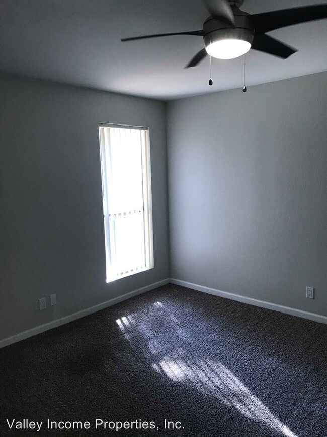 Building Photo - 39 W Medlock Dr