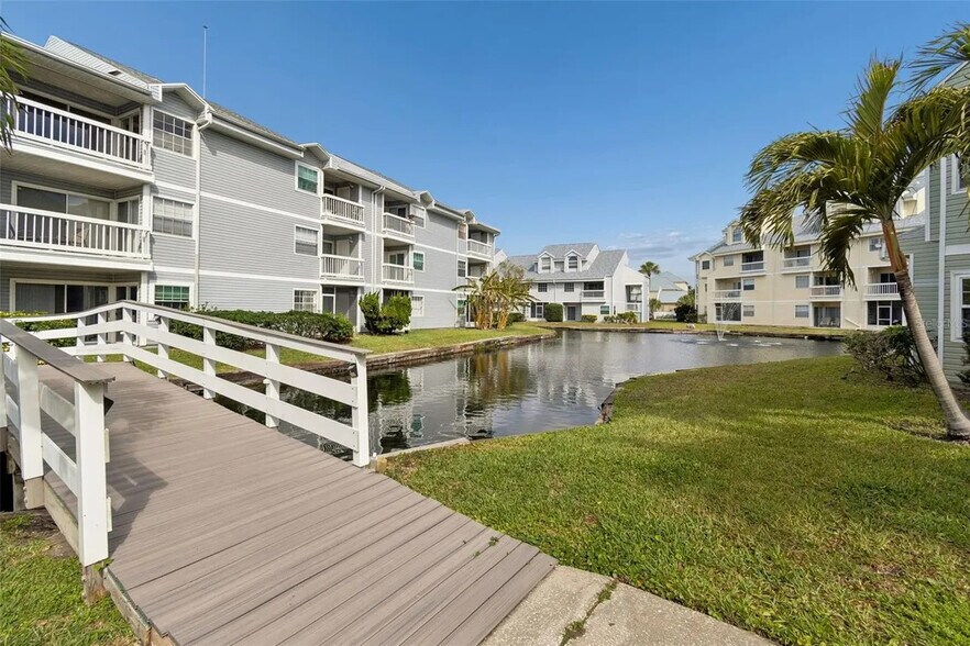 Building Photo - 6924 Stones Throw Cir N
