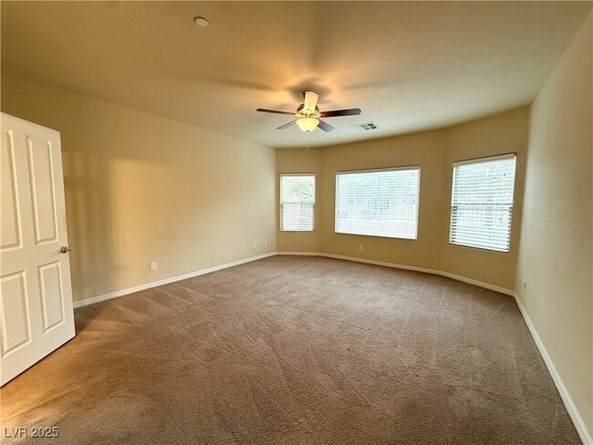 Building Photo - 2600 Bechamel Pl