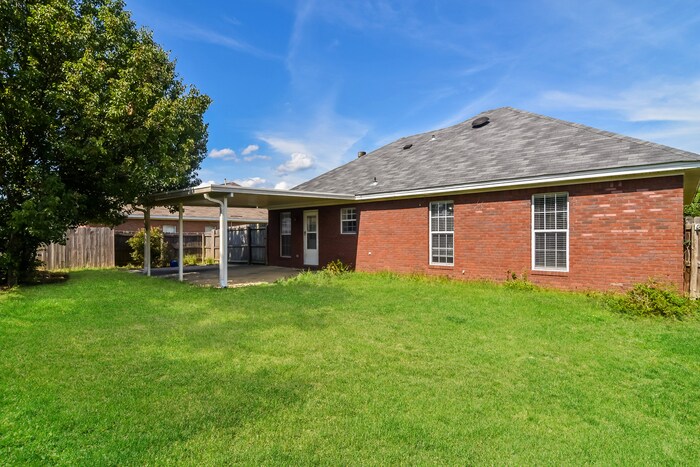 Building Photo - 87 Faulk Dr