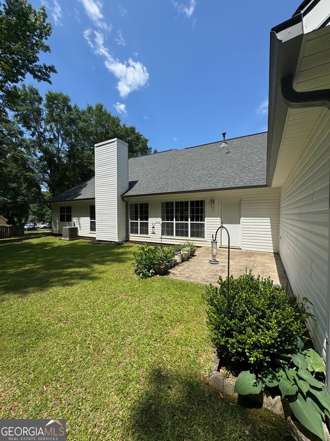 Building Photo - 41 Barrington Ct