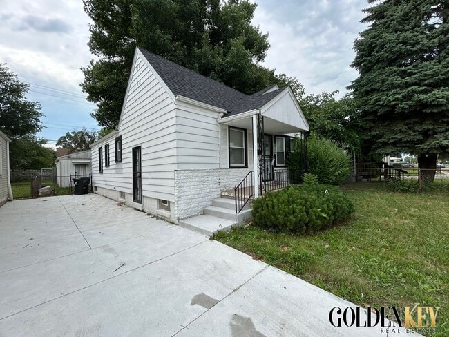 Primary Photo - Updated 3 Bedroom Home in Southwest Detroit!