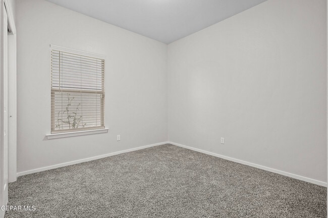 Building Photo - 7480 Rio Rimac Dr