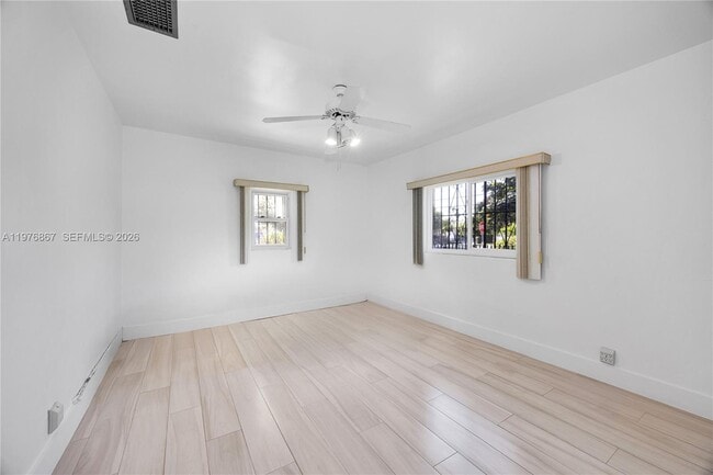 Building Photo - 150 SW 58th Ave