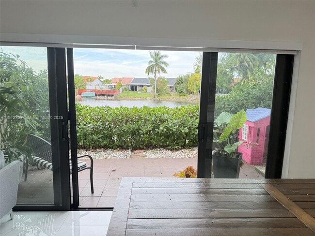 Building Photo - 1271 SW 124th Ct