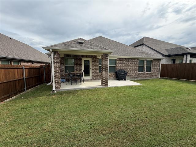 Building Photo - 706 Easthill Dr