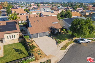 Building Photo - 243 Blanquita Way