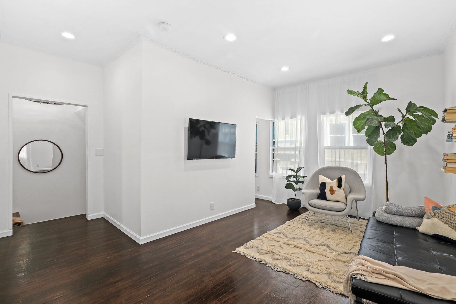 Building Photo - 249 Columbia Pl