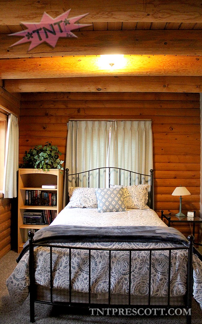 Building Photo - Cabin in Prescott ~ HOLD*