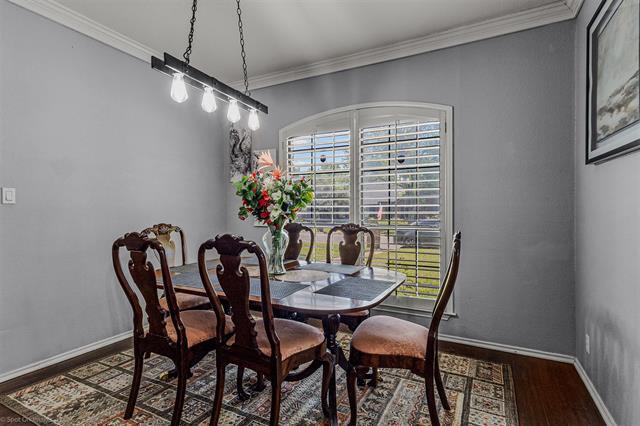 Building Photo - 1531 Pickwick Ln