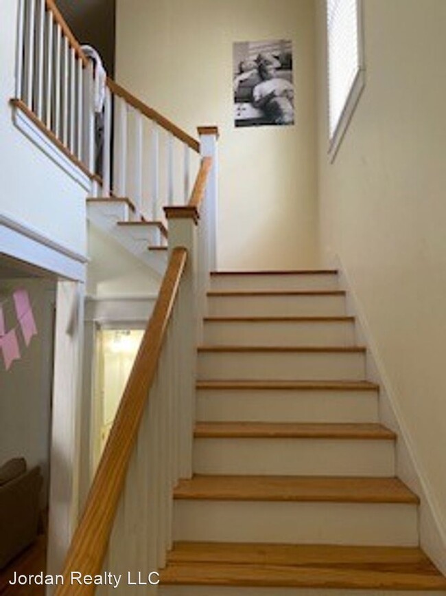 Building Photo - 5 br, 3.5 bath House - 40 Percy Street
