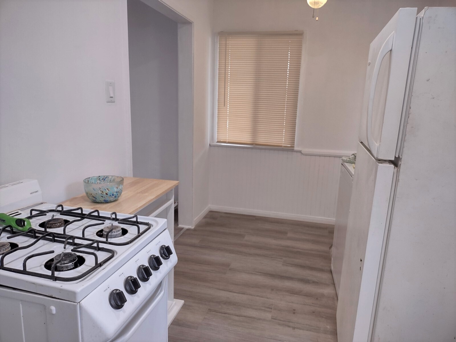 Dining Area - 202 N Florence St