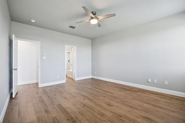 Building Photo - 2720 Winterberry Ln