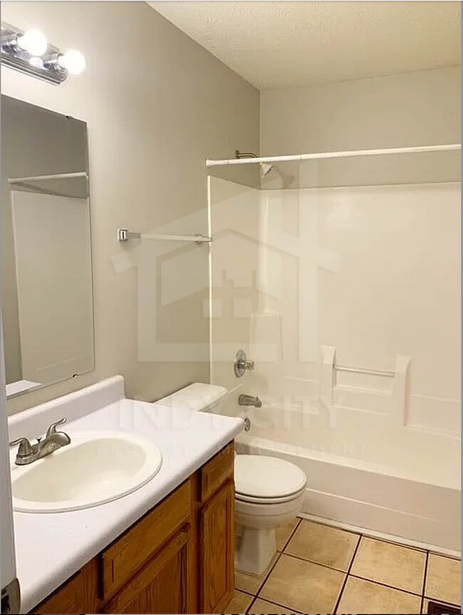 Building Photo - 4532 Golden Meadow Ct