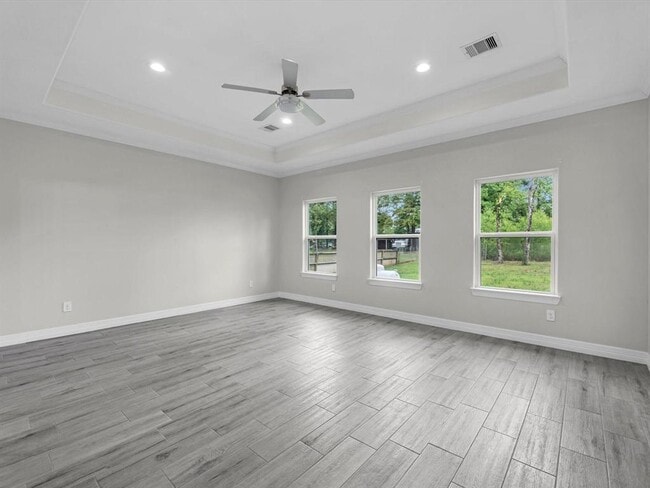 Building Photo - 14606 Half Cir
