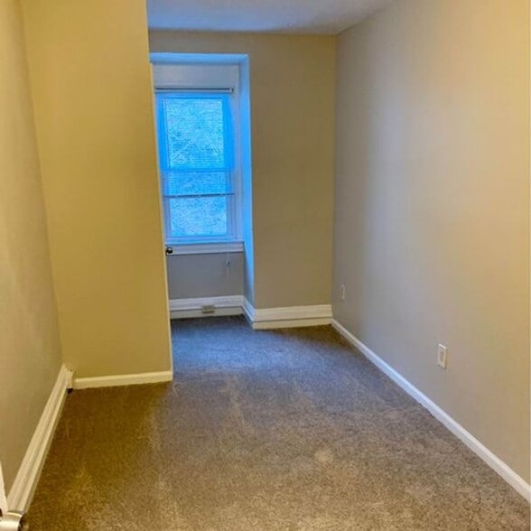 Building Photo - 2602 Spring Garden Ave