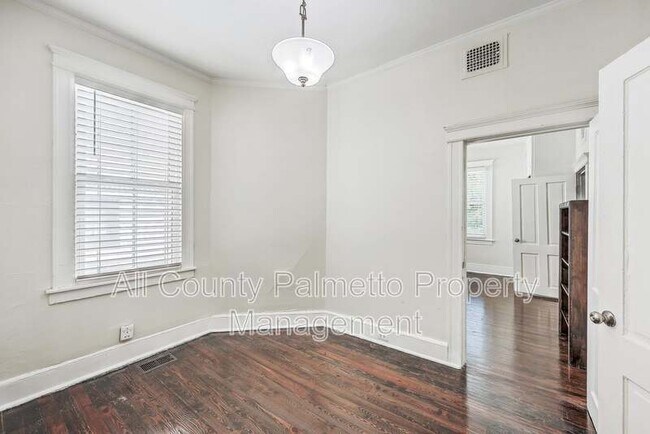 Building Photo - 341 Sumter St