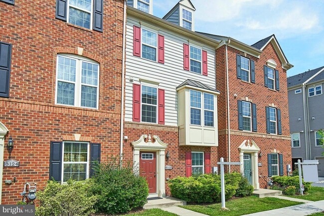 Exterior - 8126 S Channel Dr