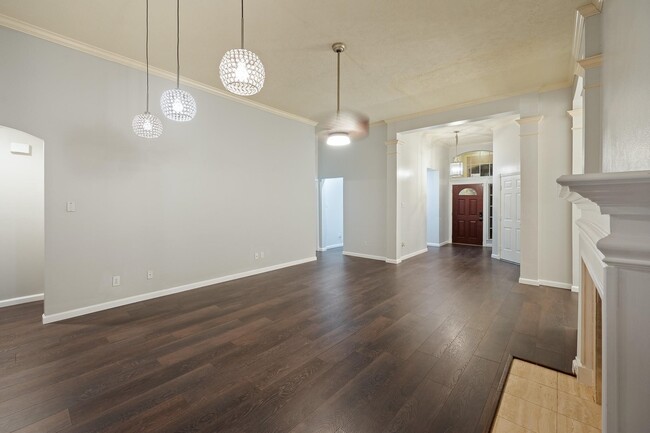 Building Photo - 7624 Lone Meadow Ct