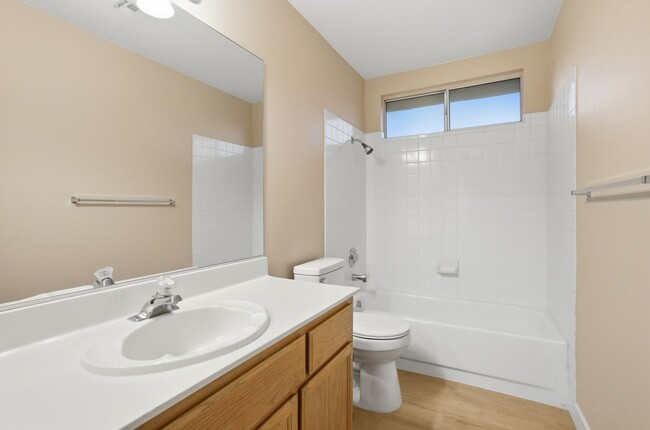 Building Photo - Beautiful 4 Bedroom Home with a Pool in Whitney Ranch!