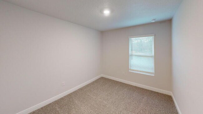 Building Photo - 710-E Giese Ln – Brand-New 3BR Townhome Minutes from NAS Pensacola