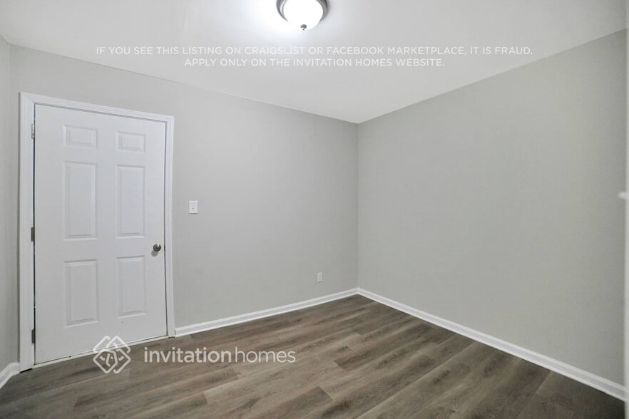 Building Photo - 444 Mephisto Cir