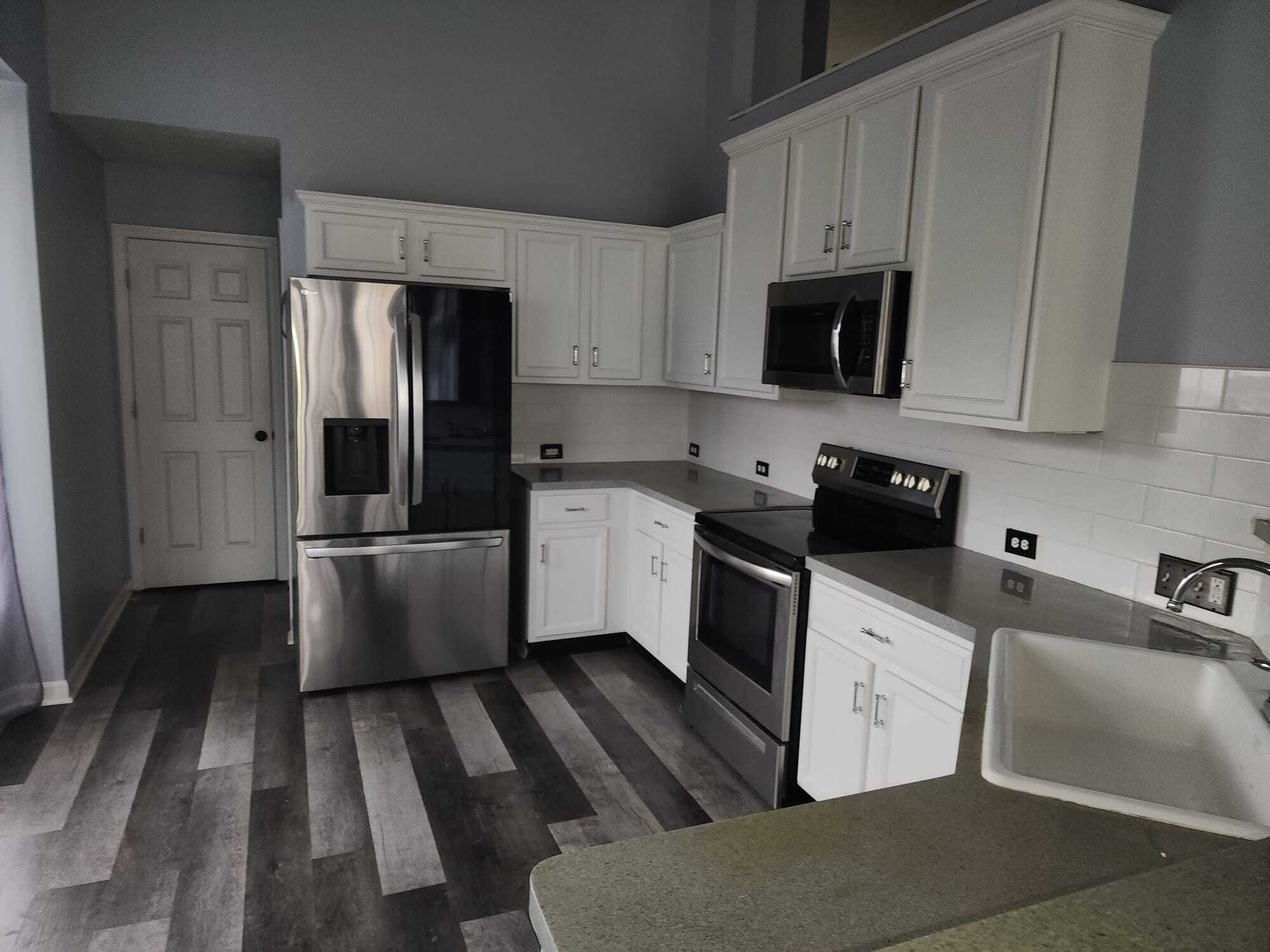 Building Photo - 5514 Hideaway Dr