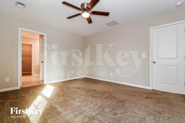 Building Photo - 569 Merrywood Dr