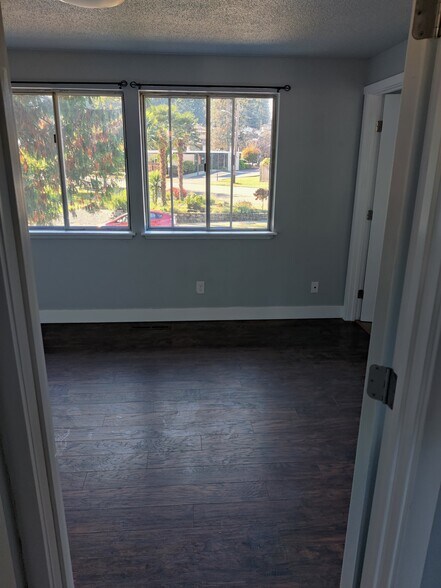 Building Photo - 403 CONTRA COSTA AVE