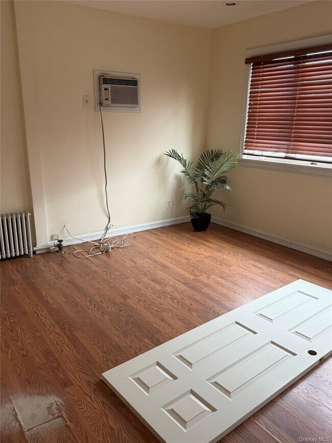 Building Photo - 46-20-46190 190th St