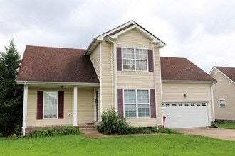 Building Photo - 3657 Aurora Dr