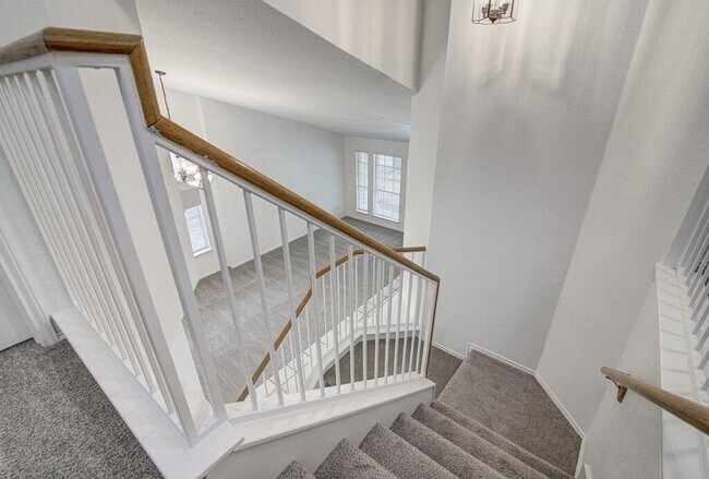 Building Photo - 4300 Companeros Way