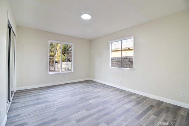Building Photo - 17433 Sultana St