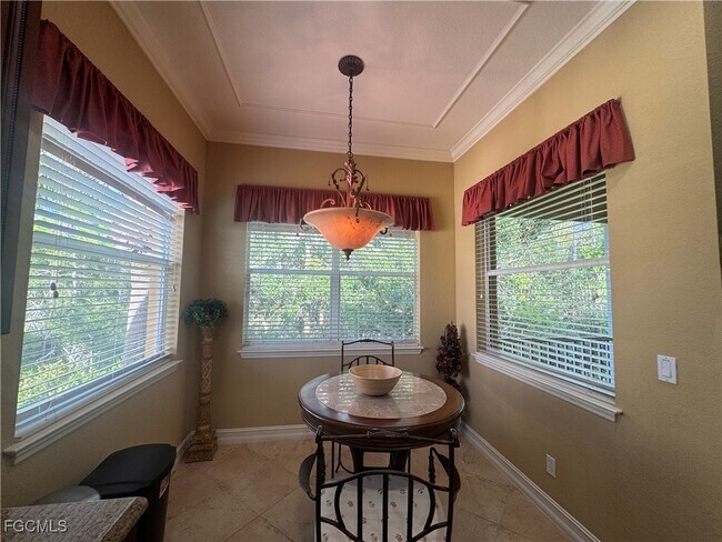 Building Photo - 12199 Lucca St