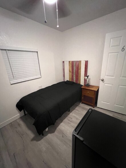 Building Photo - 2019 E Southern Ave