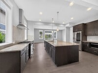 Building Photo - 15249 NE Woodland Pl