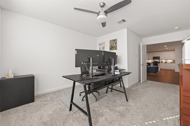 Building Photo - 31319 Kenswick Grove Ln