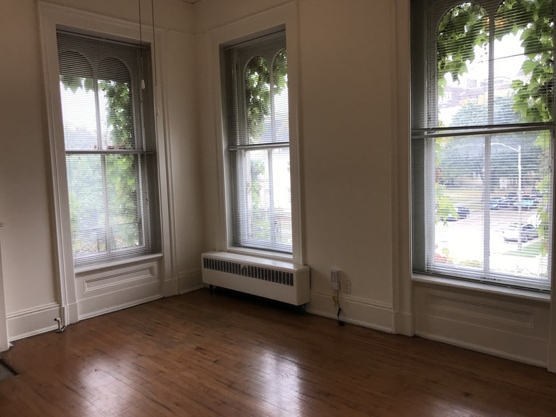 Studio - Inbusch House