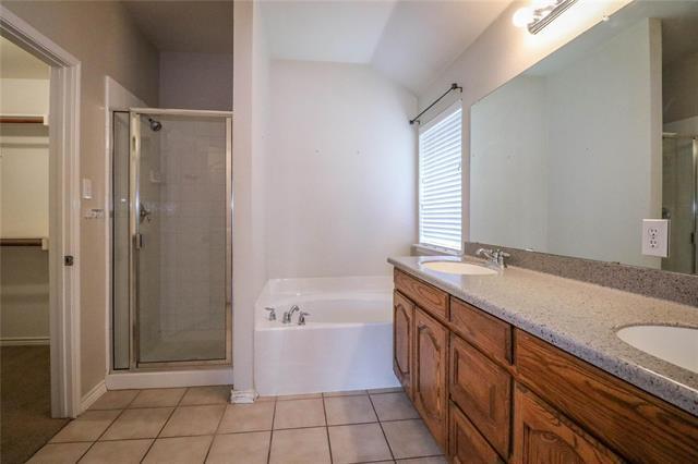 Building Photo - 11783 Yoakum Dr