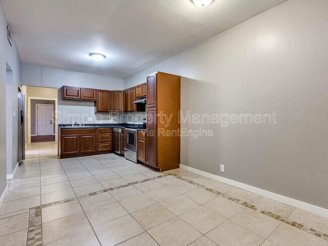 Building Photo - 201 NW 17th St