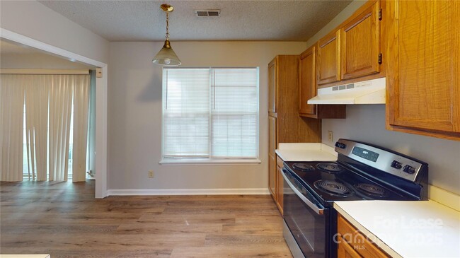 Building Photo - 5921 Amity Springs Dr