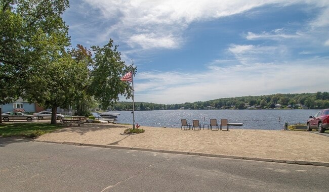 Building Photo - 11 Cordiali Colony Ln