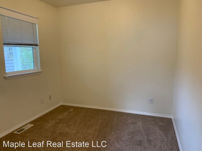 Building Photo - 2 br, 1 bath House - 4224 42nd Ave S