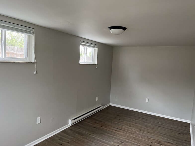 Building Photo - 816 Tokay Ln